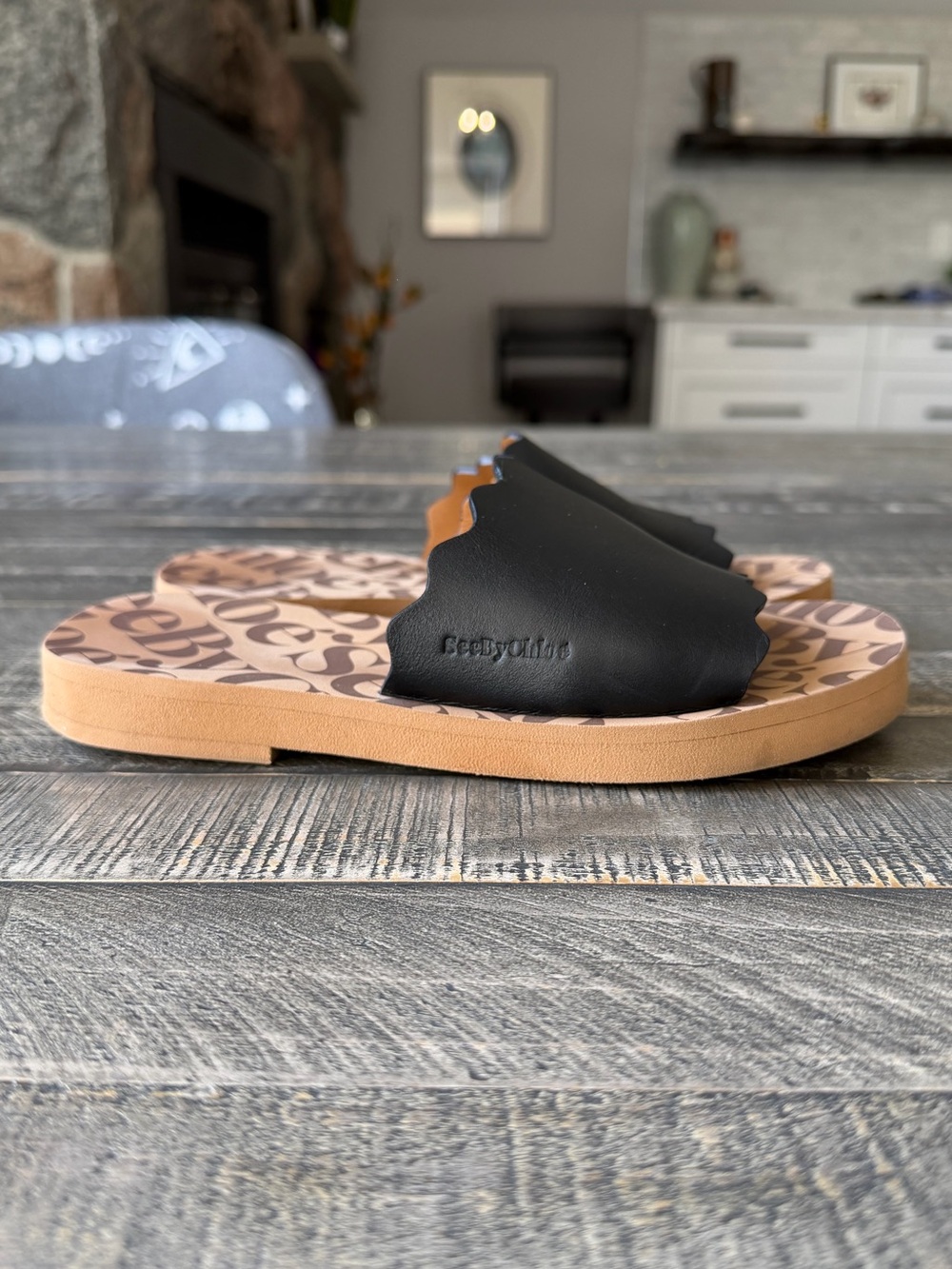 See by Chloe Essie scalloped leather slide - Picture 4 of 9